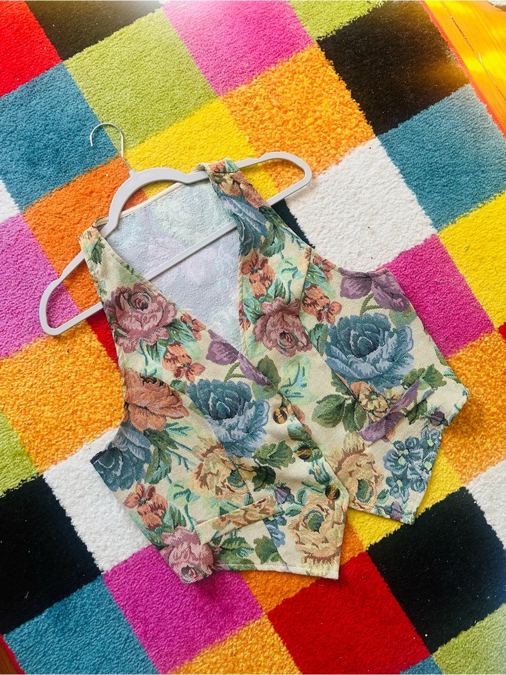 Floral Brocade V-Neck Women's Vest - Multicolor